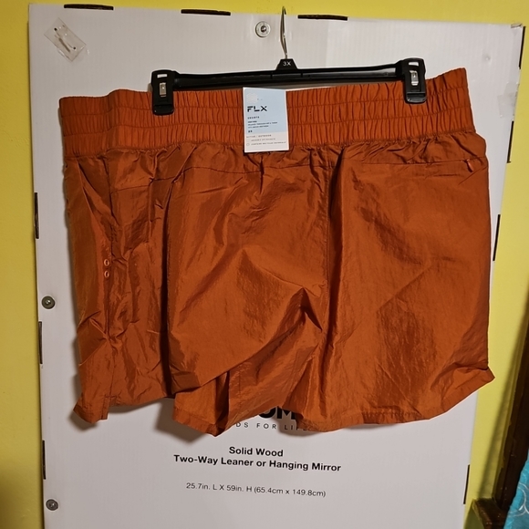 NWT Women's 2X FLX 1/4 Zip Crop Windbreaker & Shorts Cinnamon Active Outfit - Picture 8 of 12